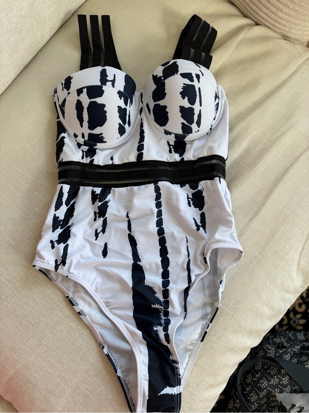 SHEIN Black and White Tie-Dye One-Piece Swimsuit with Strappy Accents